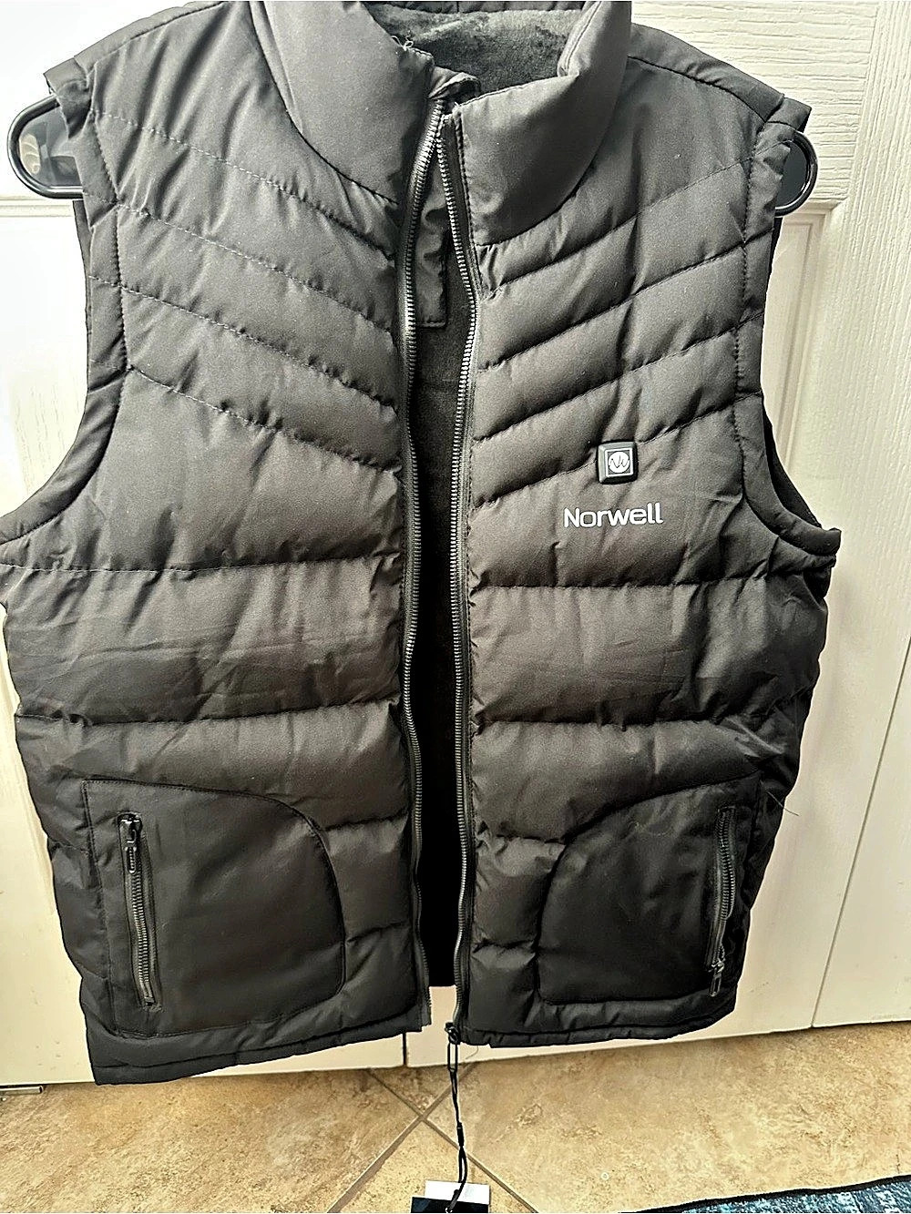 Norwell Lightweight Heated Vest Women's Black Puffer Size Medium NWT